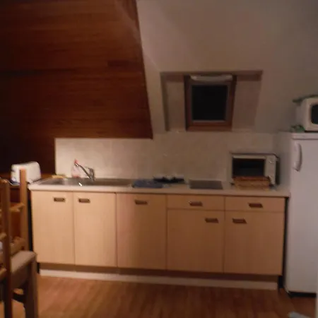 Bed & Breakfast Au Bredons